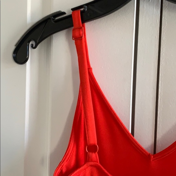 Little red dress - Picture 4 of 4